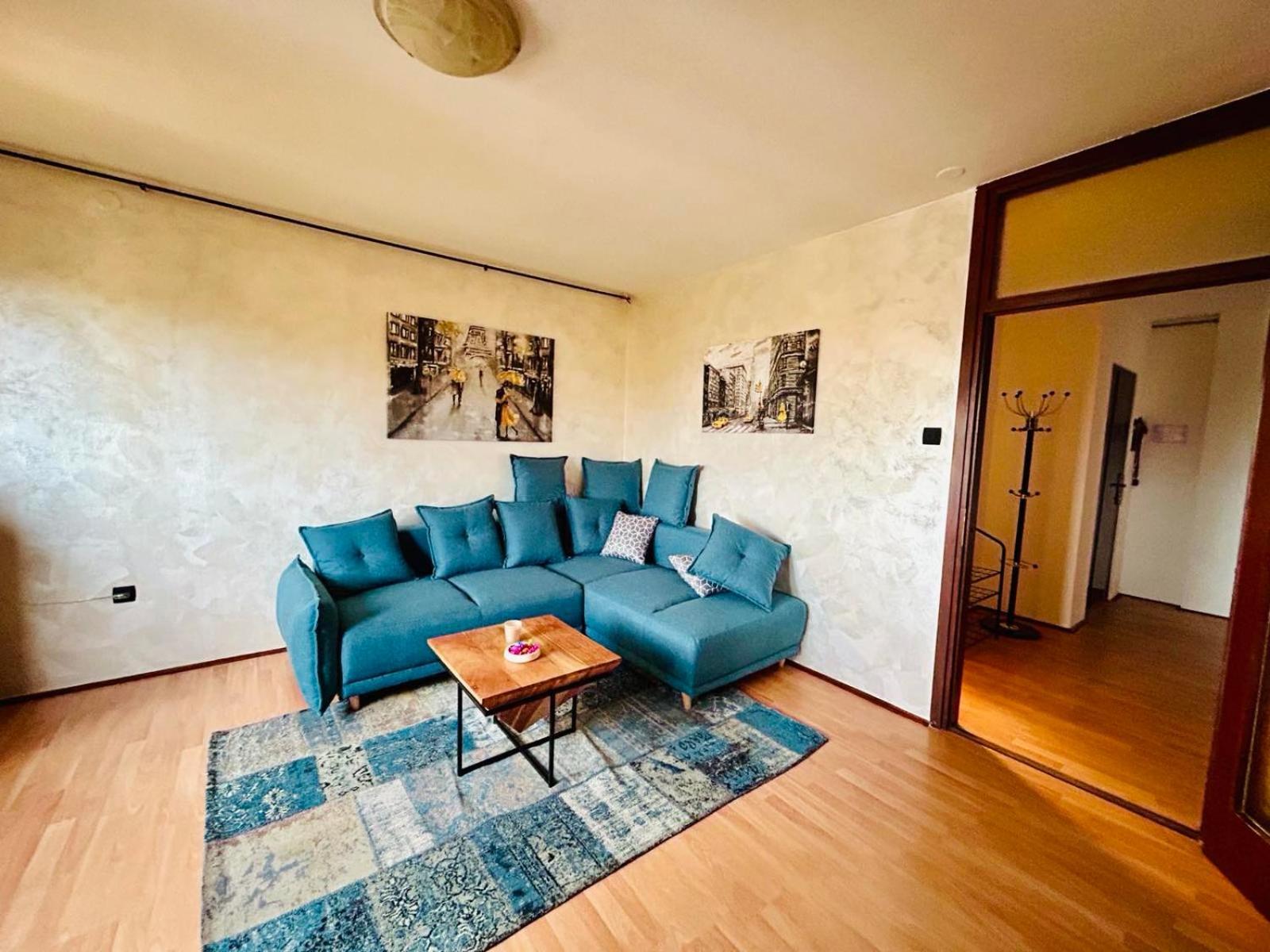 Fly By Suite - Zagreb Airport - 0-24H Self Check In&Out - Parking On Site Велика Гориця Екстер'єр фото